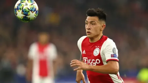 Lisandro Martínez en sus tiempos por Ajax.
