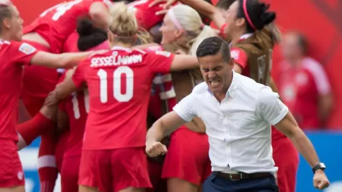 John Herdman: de revolucionar el fútbol femenino de Canadá a meter al masculino en Qatar