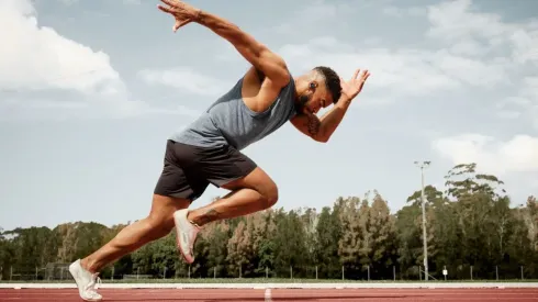 Guía para elegir los auriculares inalámbricos perfectos para salir a correr