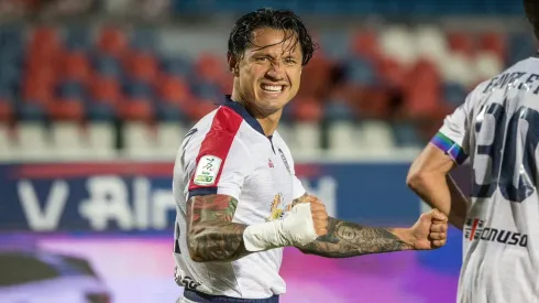 Lapadula se hizo sorprendente cambio de Look.
