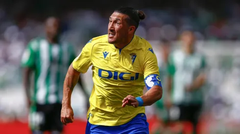 Pacha Espino cambia de club en España.