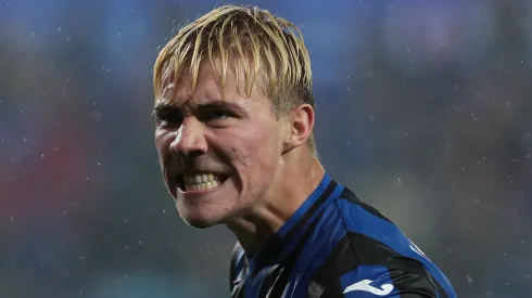 El jugador de 20 años es el delantero más caro que ha contratado el Manchester United