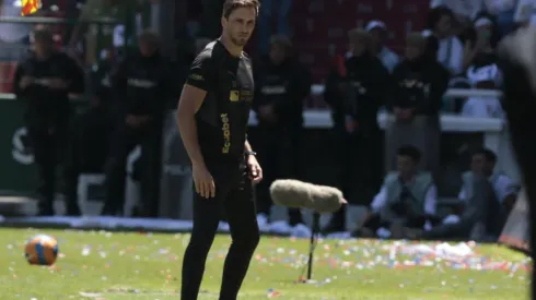 ¿Se va el Príncipe otra vez?: Luis Zubeldía recibió una oferta para dejar Liga de Quito