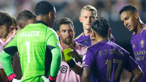 Felipe Martins lamentó el trato que tuvo Messi con sus rivales del Orlando City.  
