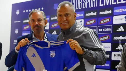 En Emelec hablan de un posible salida del DT. 
