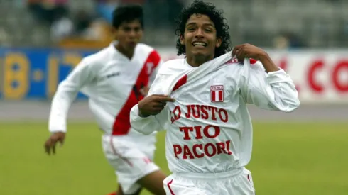 Reimond Manco vuelve al fútbol peruano y sorprende en equipo inesperado
