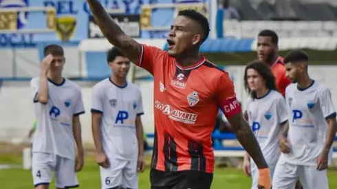 (VIDEO) Y a la final: Michael Arroyo casi marca nuevo golazo de tiro libre