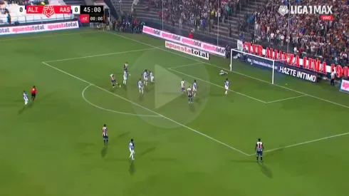 VAR anula gol a Alianza e hinchas explotan de enojo