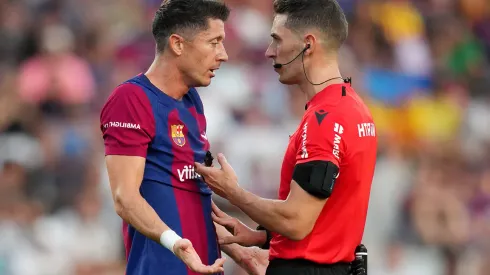 Lewandowski: "LALIGA no es atractiva, los árbitros la están matando"