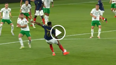 Golazo de Tchuameni para el 1-0 de Francia