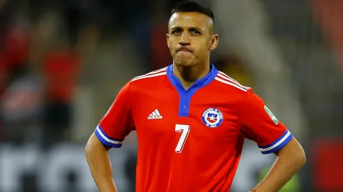 El delantero de Chile presentó molestias físicas y se perderá el debut ante Uruguay