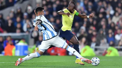 BUENOS AIRES, ARGENTINA – SEPTEMBER 07: Cristian Romero of Argentina and Enner Valencia of Ecuador compete for the ball during the FIFA World Cup 2026 Qualifier match between Argentina and Ecuador at Estadio Más Monumental Antonio Vespucio Liberti on September 07, 2023 in Buenos Aires, Argentina. (Photo by Marcelo Endelli/Getty Images)