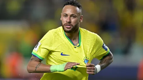 Neymar superó a la leyenda de Pelé como máximo goleador de Brasil