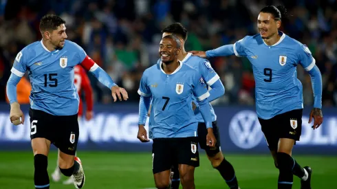 El delantero de Gremio apoyó a sus ex compañeros de la selección.