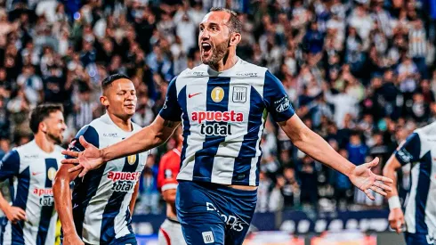 Hernán Barcos, Christian Cueva, Alianza Lima.
