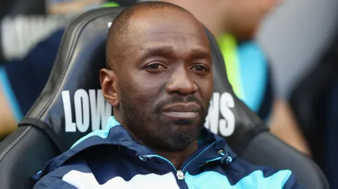 Makelele deja Chelsea y ahora se especula que podría seguir su carrera en Bastia