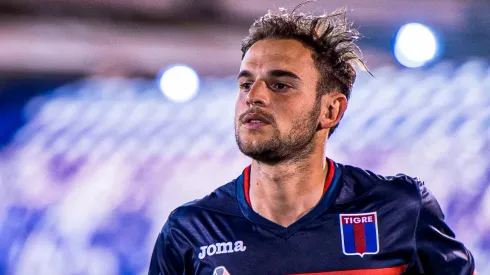 Alianza Lima y Lucas Menossi.