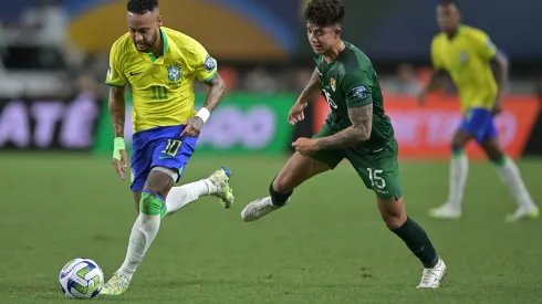 BELEM, BRAZIL – SEPTEMBER 08: Neymar Jr. of Brazil competes for the ball Gabriel Villamil of Bolivia during a FIFA World Cup 2026 Qualifier match between Brazil and Bolivia at Mangueirao on September 08, 2023 in Belem, Brazil. (Photo by Pedro Vilela/Getty Images)
