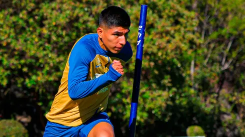 Piero Quispe y Pumas de México.
