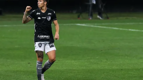 SAO PAULO, BRAZIL - SEPTEMBER 05: Bruno Nazario celebrates after scoring the first goal of his team during the match against Corinthians as part of the Brasileirao Series A at Arena Corinthians on September 05, 2020 in Sao Paulo, Brazil. The match is played behind closed doors and with precautionary measures against the spread of coronavirus (COVID-19). (Photo by Alexandre Schneider/Getty Images)