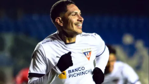 Paolo Guerrero, Marcelo Martins y Teófilo Gutiérrez
