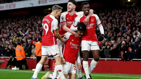 LONDON, ENGLAND – DECEMBER 17: Kai Havertz of Arsenal celebrates with teammates after scoring their team's second goal during the Premier League match between Arsenal FC and Brighton & Hove Albion at Emirates Stadium on December 17, 2023 in London, England. (Photo by Richard Heathcote/Getty Images)
