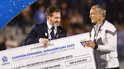 Esteban Paz celebrando la Copa Sudamericana con Liga de Quito. Foto: Getty.
