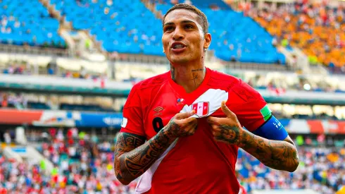 Paolo Guerrero y Perú.
