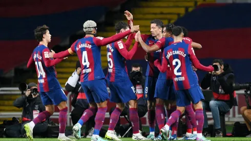 Jugadores del Barcelona en Montjuic. 
