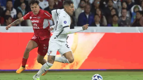 Paolo Guerrero y César Vallejo
