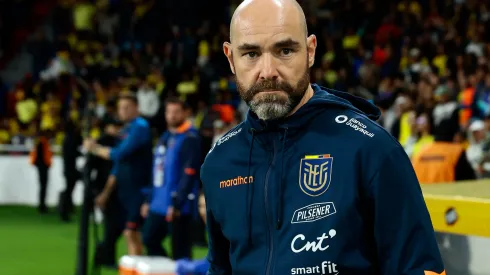 QUITO, ECUADOR - NOVEMBER 21: Felix Sanchez head coach of Ecuador looks on during a FIFA World Cup 2026 Qualifier match between Ecuador and Chile at Estadio Rodrigo Paz Delgado on November 21, 2023 in Quito, Ecuador. (Photo by Franklin Jacome/Getty Images)