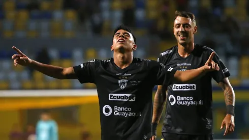 Futbol, Everton vs Independiente del Valle. Campeonato Amistoso Copa Via 2024. El jugador de Independiente del Valle Kendry Paez, centro, celebra su gol contra Everton durante el partido de la Copa Vina realizado en el estadio Sausalito de Vina del Mar, Chile. 31/01/2024 Sebastian Cisternas/Photosport Football, Everton vs Independiente del Valle. 2024 Copa Vina Friendly Championship. Independiente del ValleÕs player Kendry Paez, center, celebrates after scoring against Everton during the Copa Vina friendly match at the Sausalito stadium in Vina del Mar, Chile. 31/01/2024 Sebastian Cisternas/Photosport Everton vs Independiente del Valle, Copa Vina 2024
