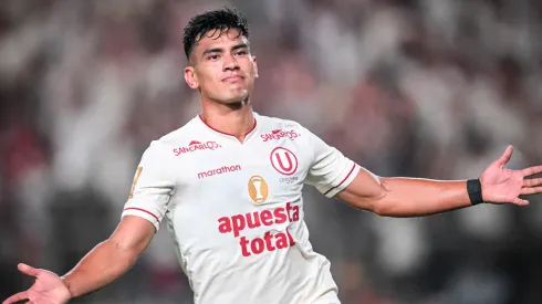 José Rivera y Universitario.