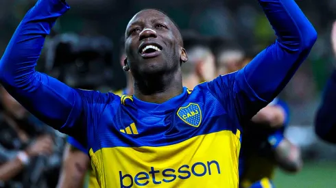 Luis Advíncula y Boca Juniors.
