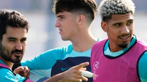 El cruce Gundogan-Araújo pasa factura en Barcelona. 
