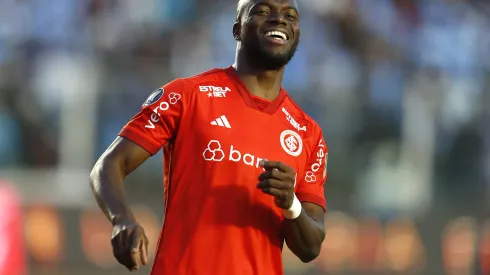 LA PAZ, BOLIVIA – AUGUST 22: Enner Valencia of Internacional celebrates after scoring the team's first goal during a Copa CONMEBOL Libertadores 2022 quarterfinal first leg match between Bolivar and Internacional at Hernando Siles Stadium on August 22, 2023 in La Paz, Bolivia. (Photo by Gaston Brito Miserocchi/Getty Images)
