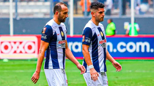 Hernán Barcos y Carlos Zambrano en Alianza Lima.
