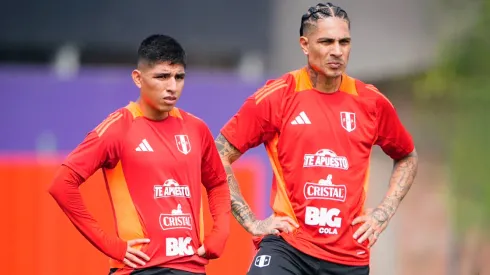 Piero Quispe y Paolo Guerrero, jugadores de Perú para la Copa América 2024.
