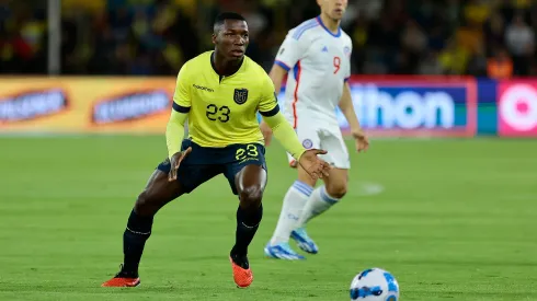 QUITO, ECUADOR - NOVEMBER 21: Moises Caicedo of Ecuador reacts during a FIFA World Cup 2026 Qualifier match between Ecuador and Chile at Estadio Rodrigo Paz Delgado on November 21, 2023 in Quito, Ecuador. (Photo by Franklin Jacome/Getty Images)