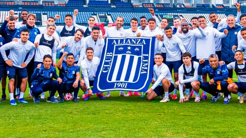 Alianza Lima entrenando para el clásico de Perú ante Universitario.
