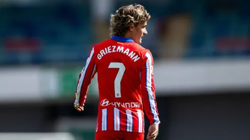 Antoine Griezmann criticó al Atlético de Madrid por cobrar la entrada en el evento de presentación de los refuerzos.
