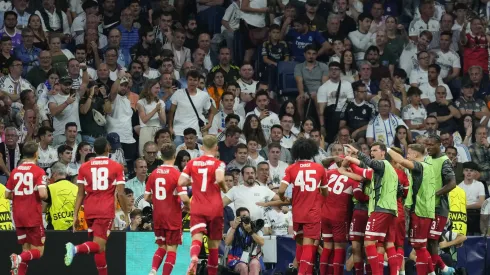 Stuttgart sorprendió y empató en el Bernabéu.
