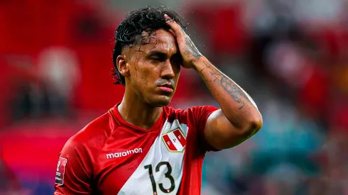 Renato Tapia jugador de Perú se perdería duelo ante Uruguay.