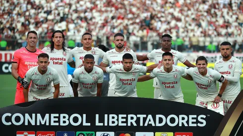 ¿Qué jugadores se van y quedan en Universitario el 2025?