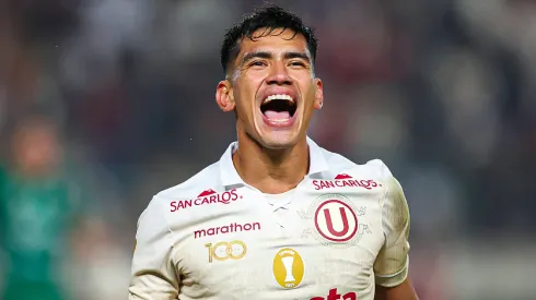 José Rivera, jugador de Universitario.
