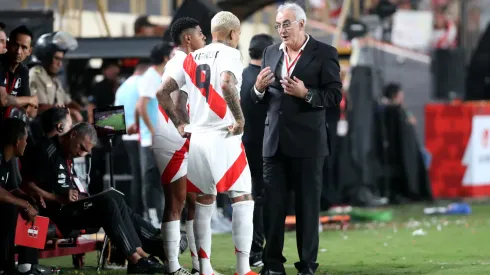 Jorge Fossati tomó pesada decisión sobre Paolo Guerrero
