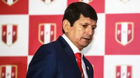Agustín Lozano sería sacado de Federación Peruana de Fútbol