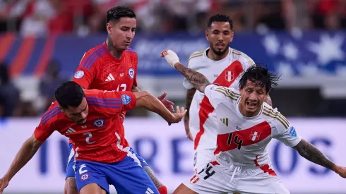 Perú vs. Chile se enfrentan por las Eliminatorias Sudamericanas.
