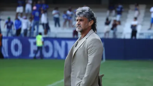 Jugador de Emelec fue separado tras pelear con Leonel Álvarez.