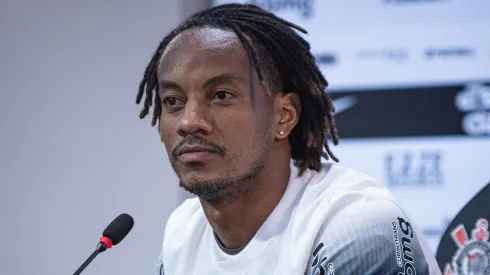 André Carrillo y Corinthians.